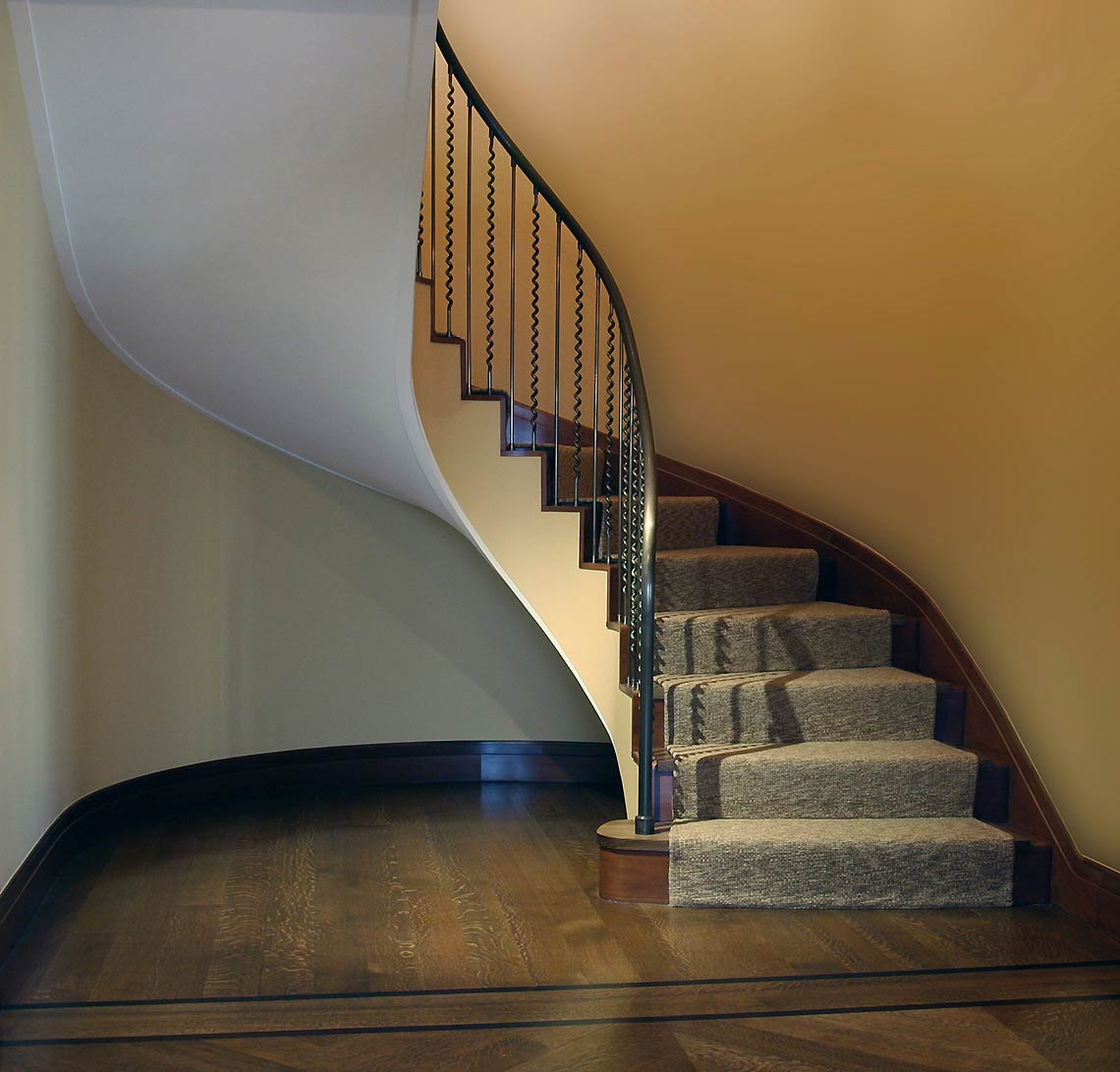 23-Gildor-stair